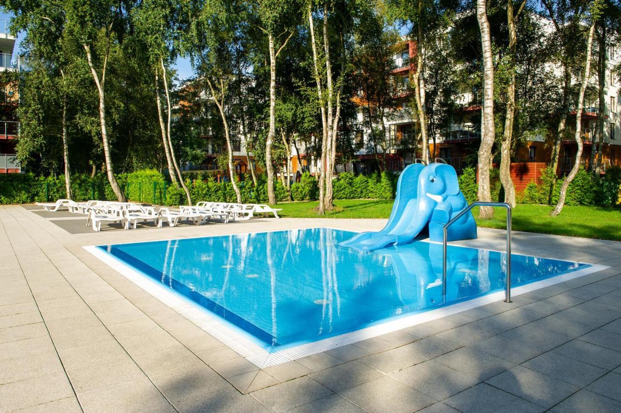 Blue Mare Black Deer Polanki 350 M Baltic See Kołobrzeg Exteriör bild